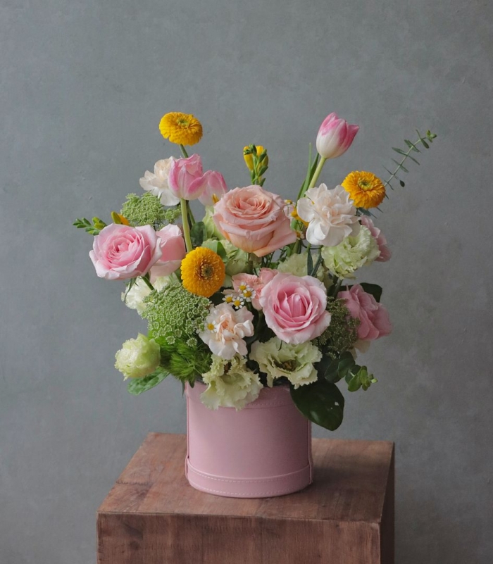 小圓皮革桶．淡雅粉花禮